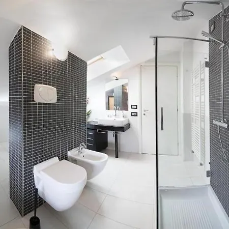 Family Class Apartment *